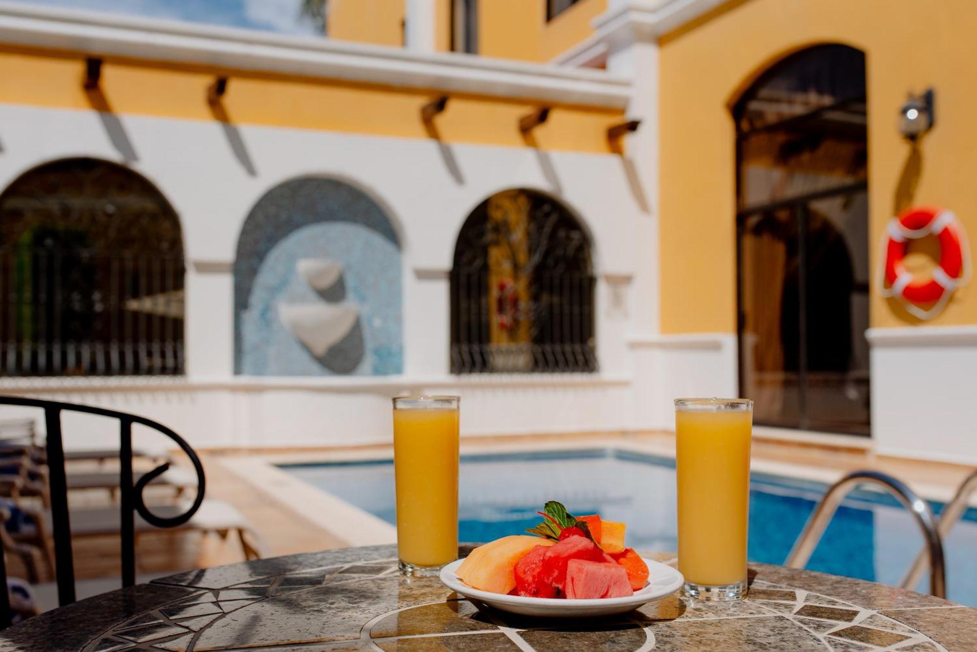 Hotel Plaza Campeche Buitenkant foto